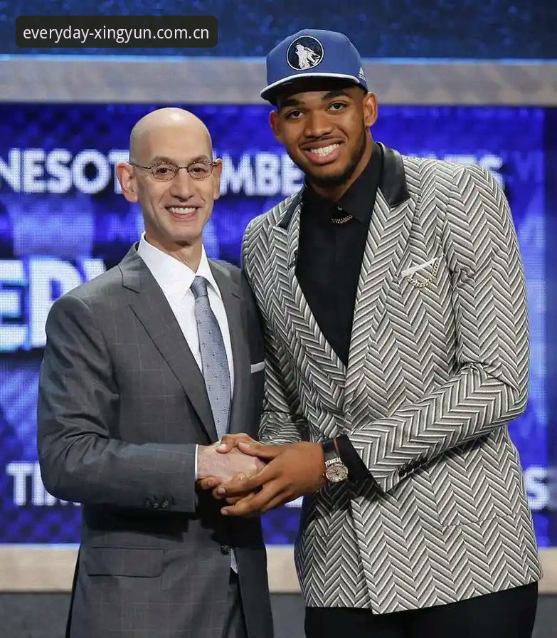 NBA选秀夜避坑观赛指南：从状元悬念到直播平台的正确打开方式